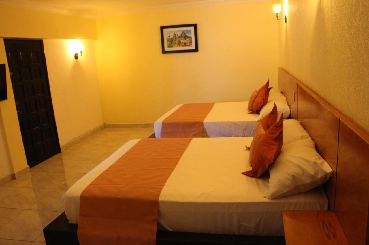 Hotel Boutique Rosa De Lima Santa Rosa de Jauregui エクステリア 写真