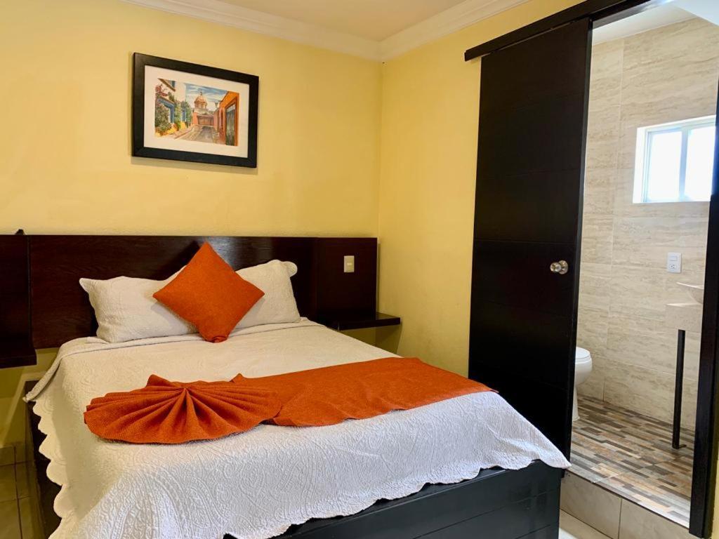 Hotel Boutique Rosa De Lima Santa Rosa de Jauregui エクステリア 写真
