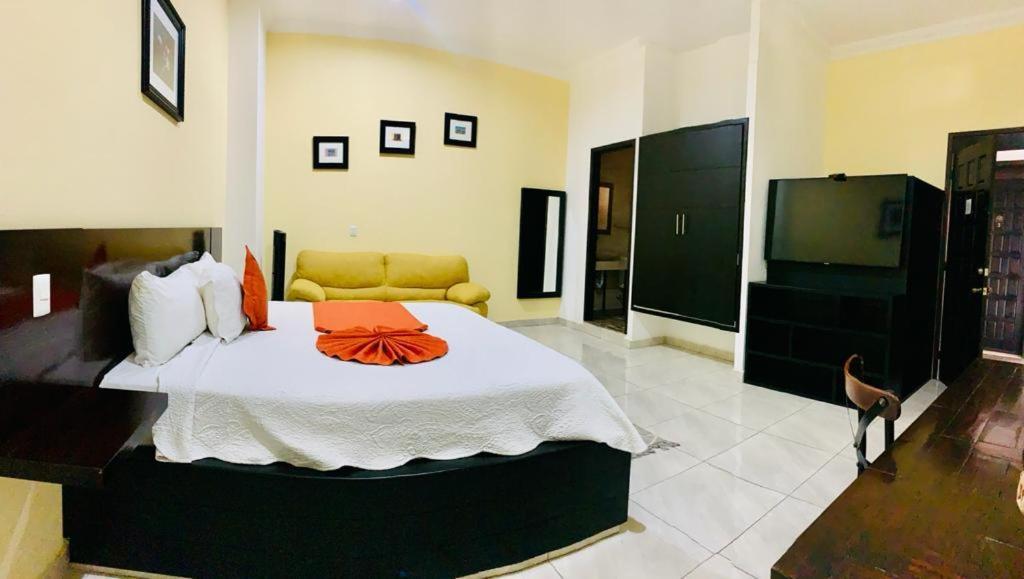 Hotel Boutique Rosa De Lima Santa Rosa de Jauregui エクステリア 写真